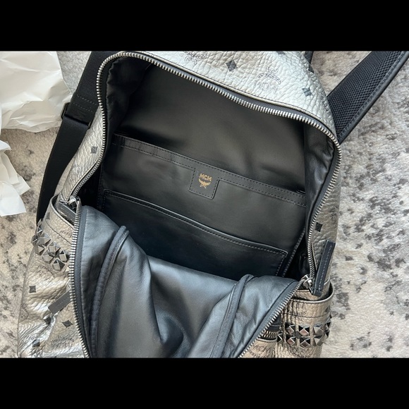 MCM silver backpack (large) - Picture 6 of 6